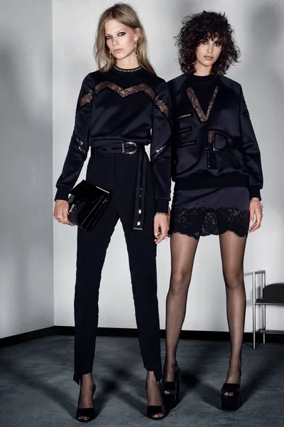 Look 27